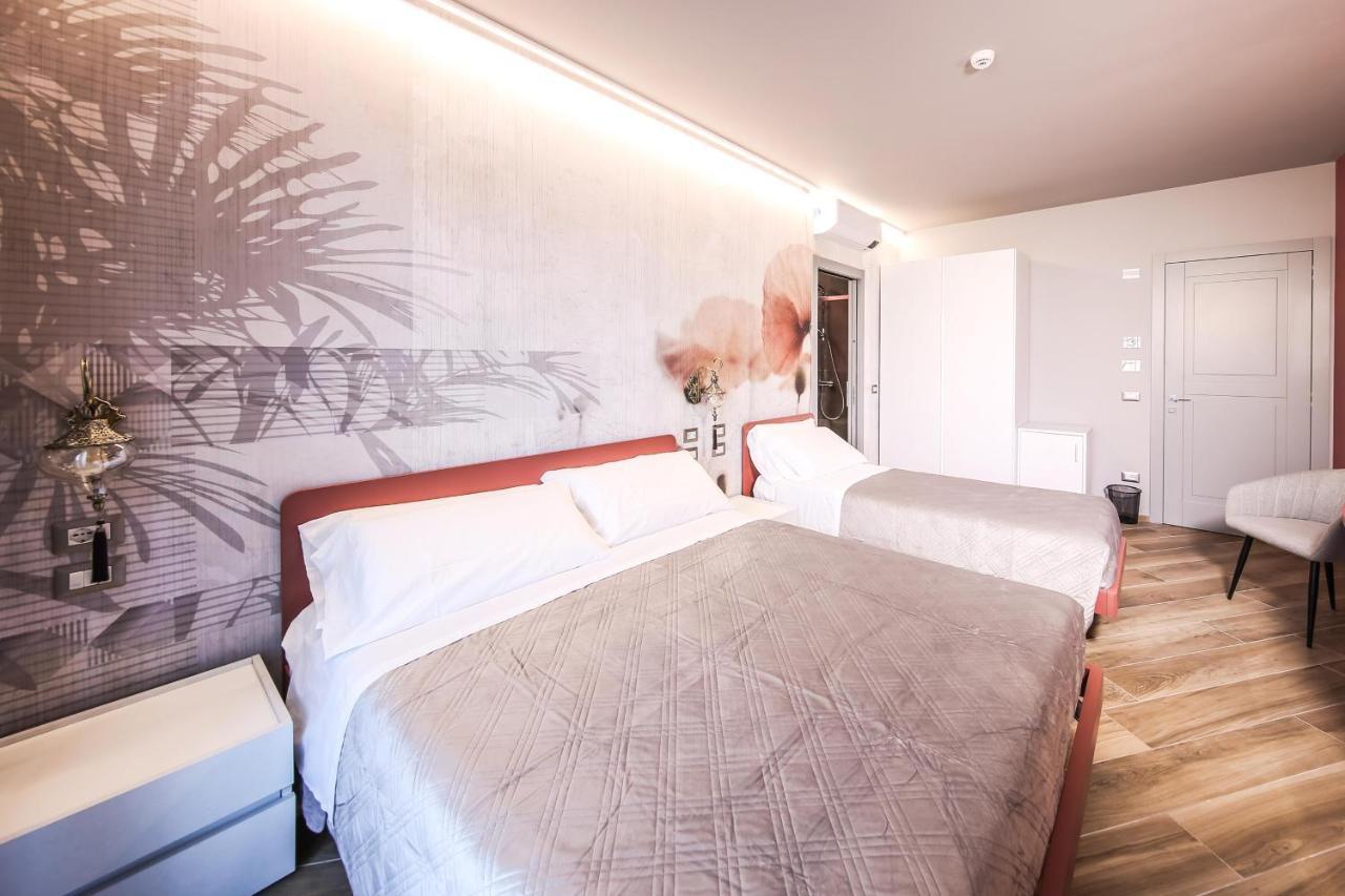 Vicolo Malavolta 7 Rooms And Suites Pedaso Ngoại thất bức ảnh