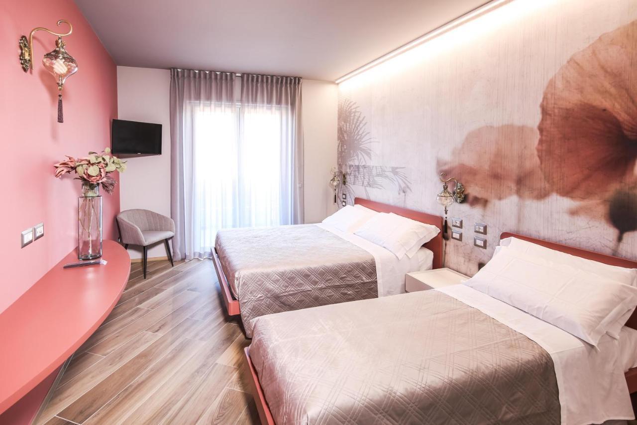 Vicolo Malavolta 7 Rooms And Suites Pedaso Ngoại thất bức ảnh